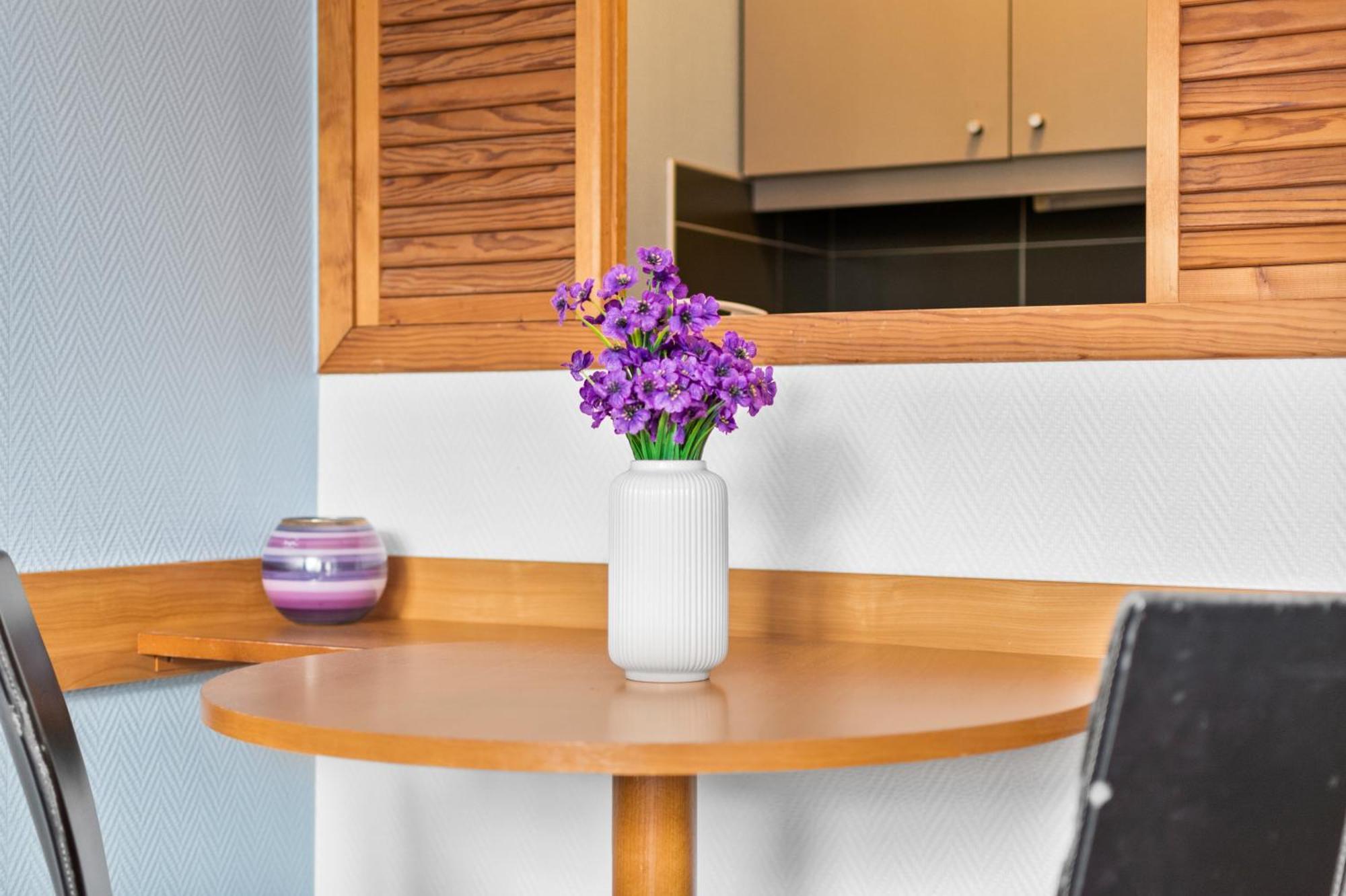 Grand Appartement Avec Balcon - Proche Parc Des Expo - Parking Privee Issy-les-Moulineaux Εξωτερικό φωτογραφία